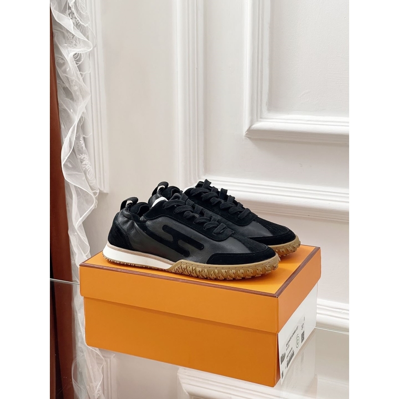 H**mes sneakers